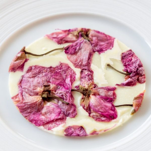 Blossom white chocolate galettes