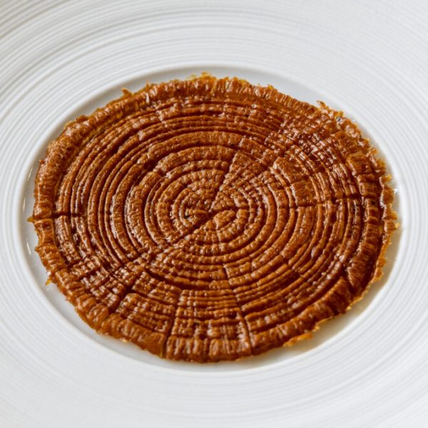 Savory hazelnut crisp