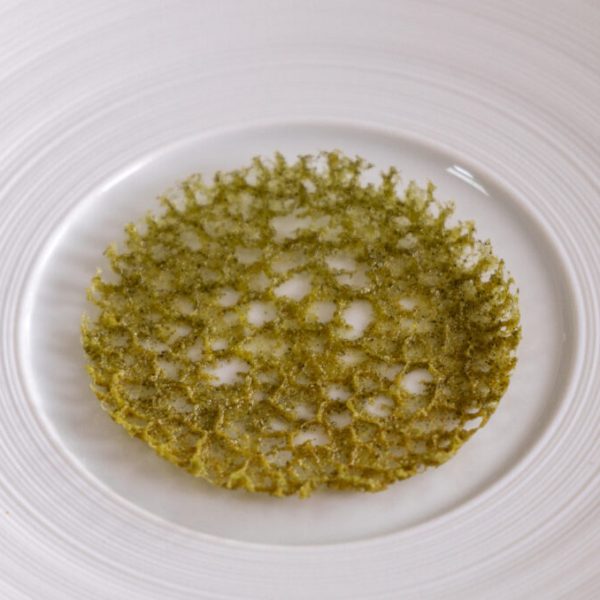 Seaweed coral crisp