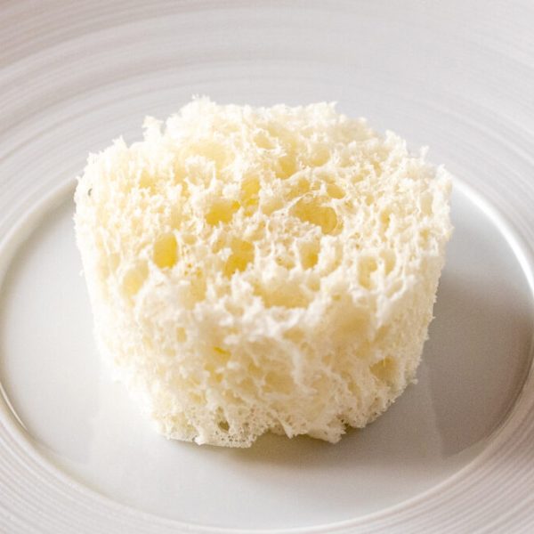 The lemon sponge cake