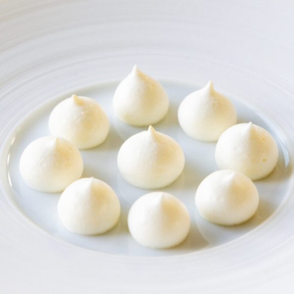Passionfruit meringue