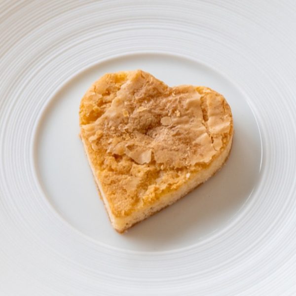 White chocolate brownie (blondie)