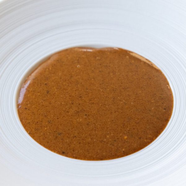 Long pepper praline